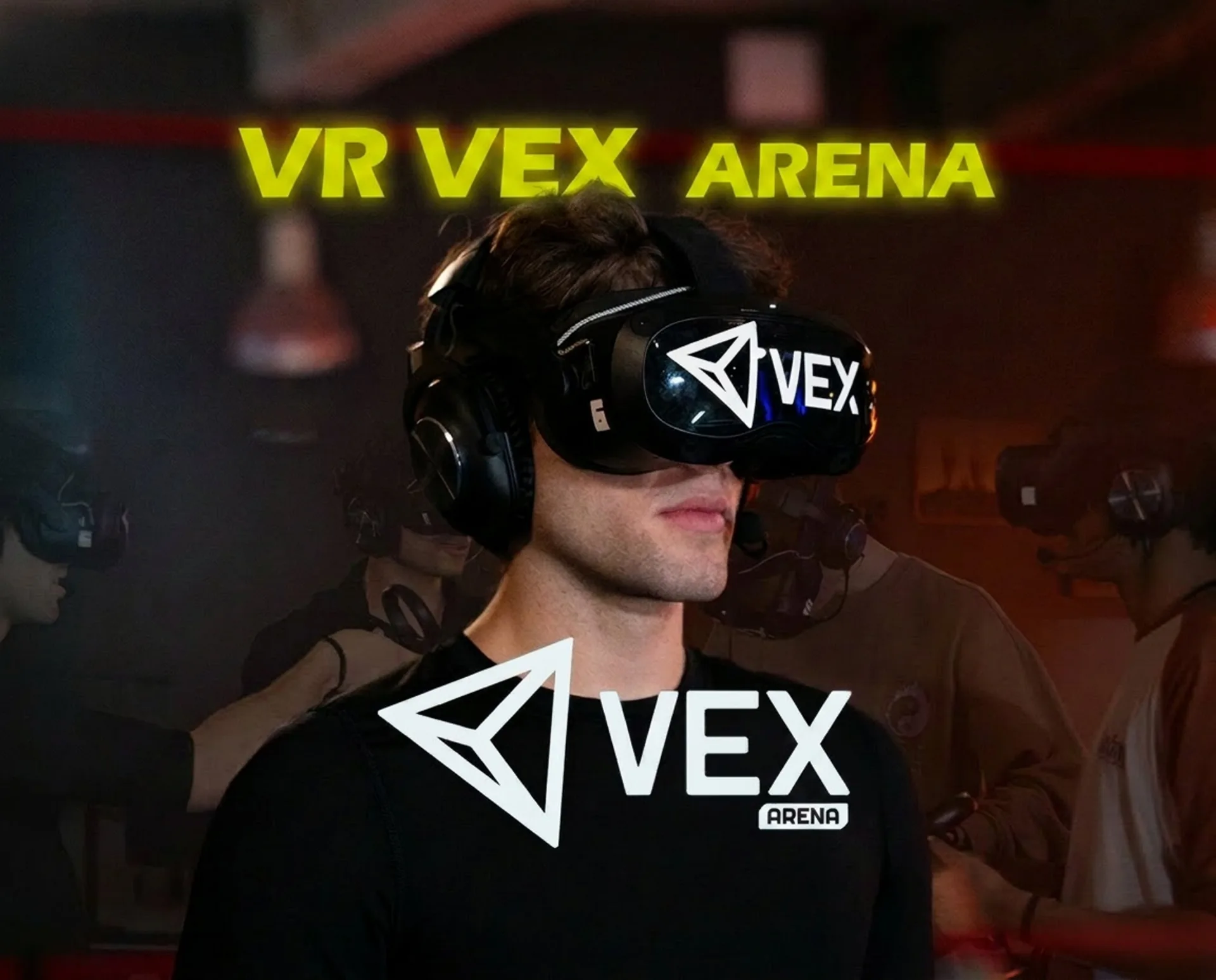 VR VEX Arena – Spieler mit VR-Brille